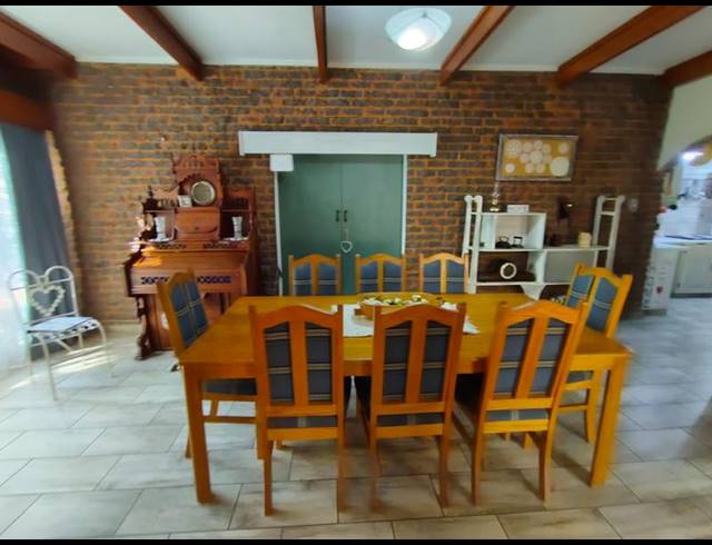 4 BEDROOM HOUSE FOR SALE IN KARENPARK